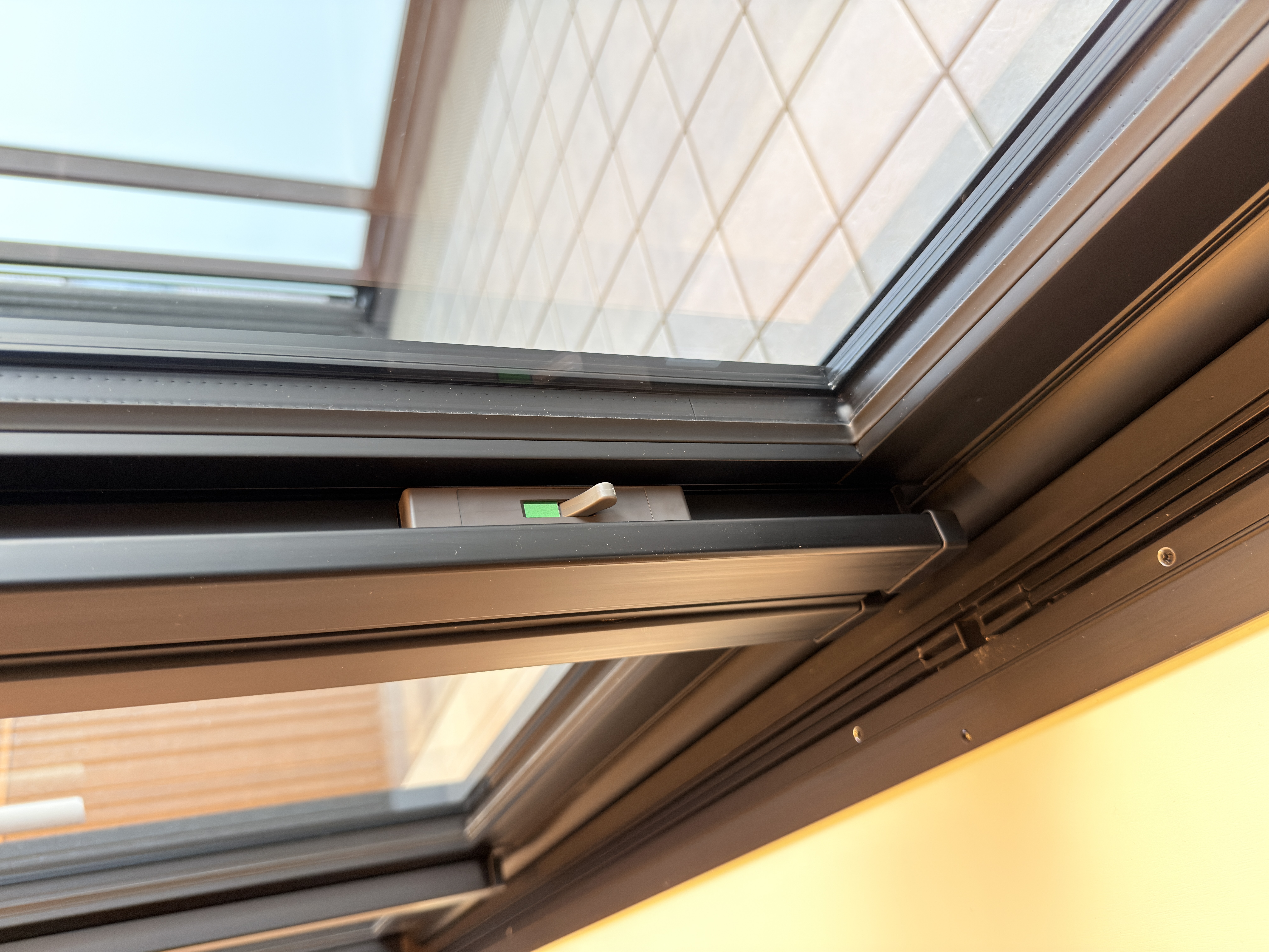 フォールディングウィンドウ 下部